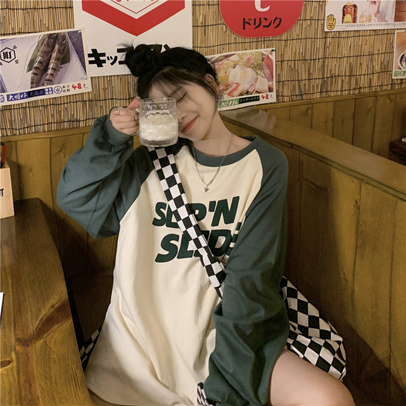 Áo Thun Dài Tay Dáng Rộng In Chữ Thời Trang Cho Nữ