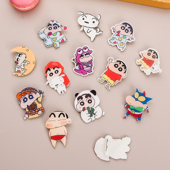 Ghim Cài Áo Hình Cậu Bé Bút Chì Shin-Chan Dễ Thương