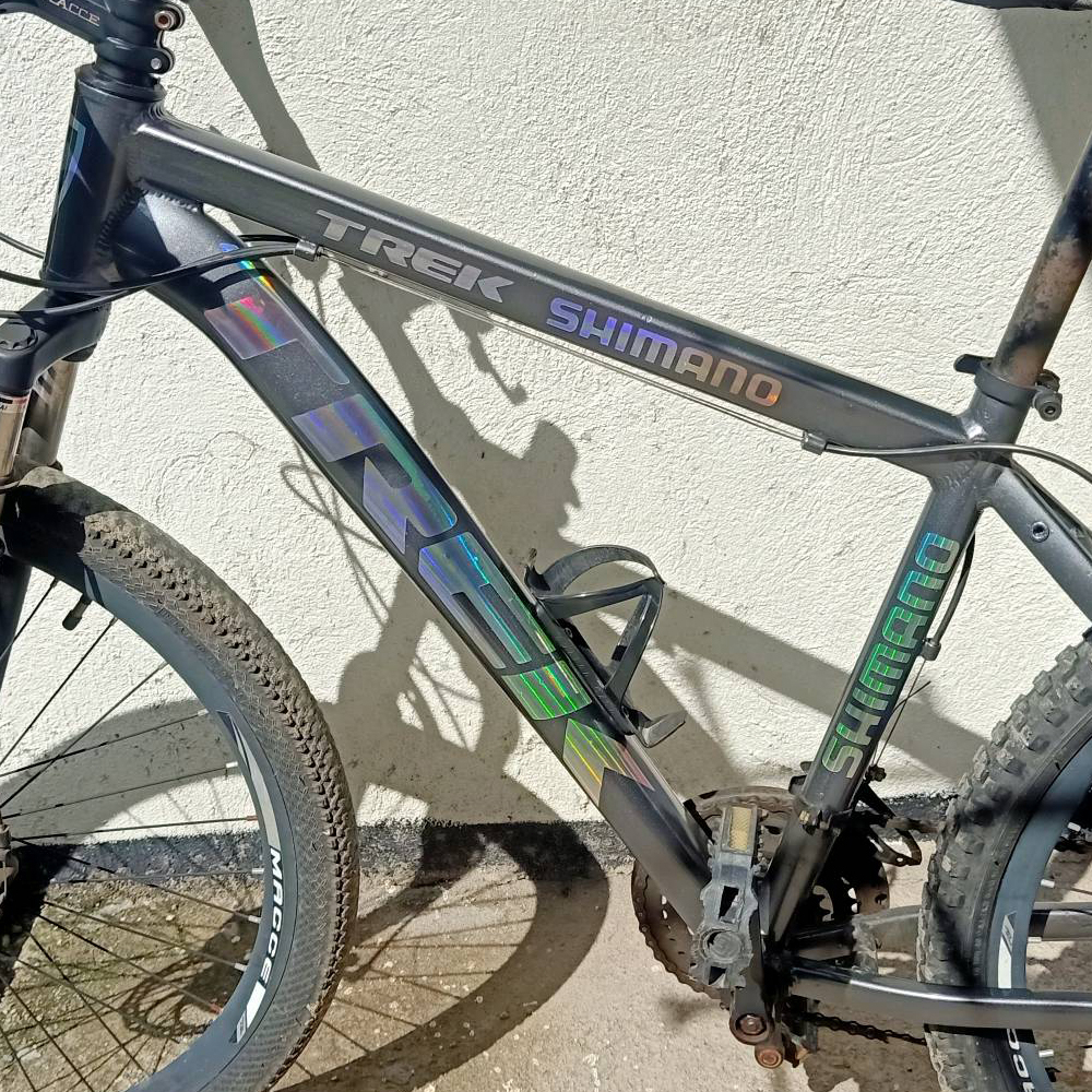 Đề Can Vinyl Dán Khung Xe Đạp Leo Núi Trang Trí