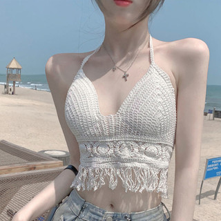 Áo croptop hai dây mỏng phối tua rua phong cách quyến rũ