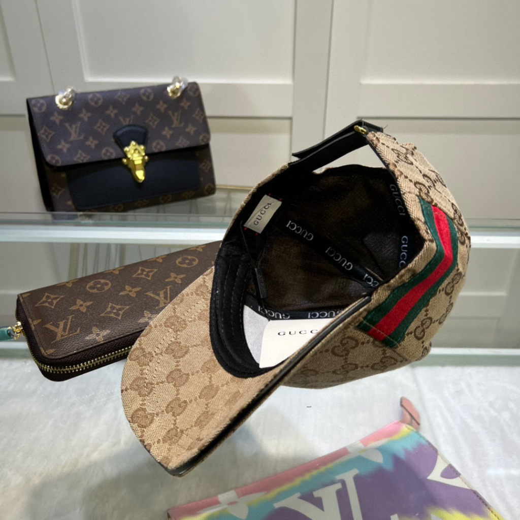 Mũ Lưỡi Trai Gucci Chống Nắng Dễ Phối Đồ Hợp Thời Trang