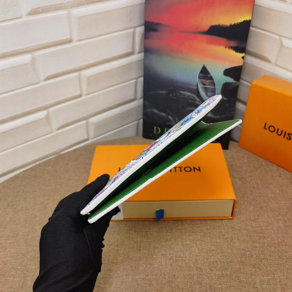 Ví Da Louis Vuitton LVM82011 Sang Trọng Cho Nam