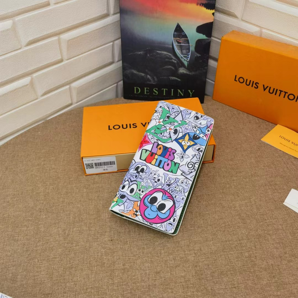 Ví Da Louis Vuitton LVM82011 Sang Trọng Cho Nam