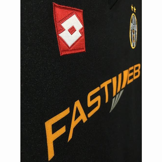 Áo Thun Bóng Đá Phong Cách Đội Juventus Mùa Giải 2001 / 2002