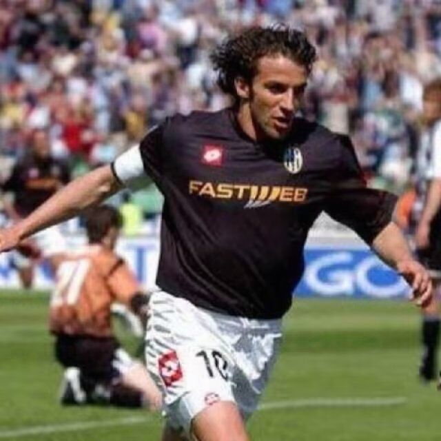 Áo Thun Bóng Đá Phong Cách Đội Juventus Mùa Giải 2001 / 2002