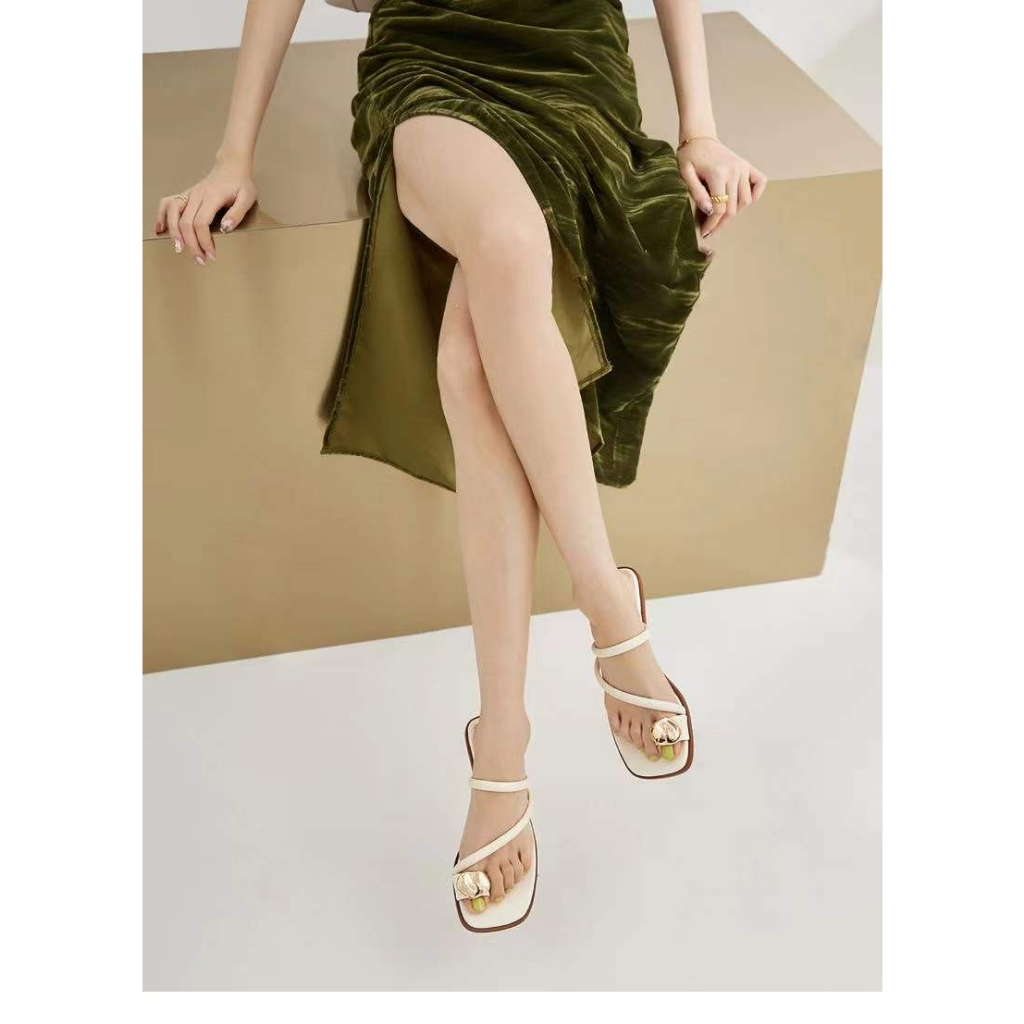 Dép Sandal Cao Cấp Đế Phẳng Thời Trang Mùa Hè Cho Nữ