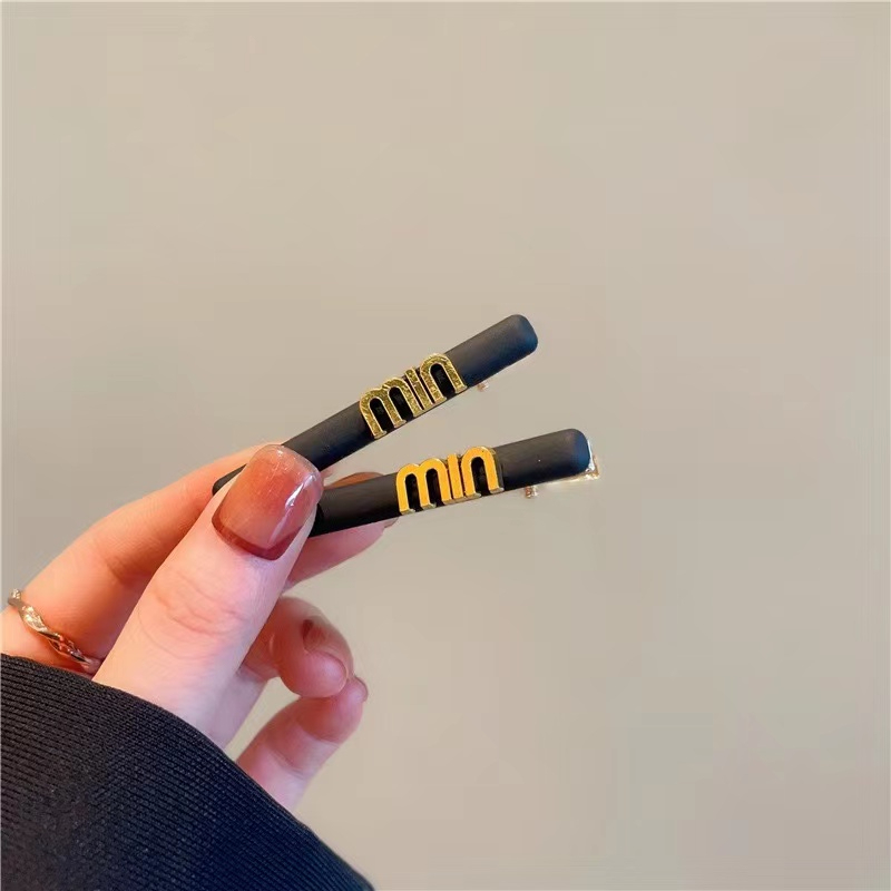 Set 2 Kẹp Tóc Kim Loại Hình Chữ M Thời Trang Cho Nữ