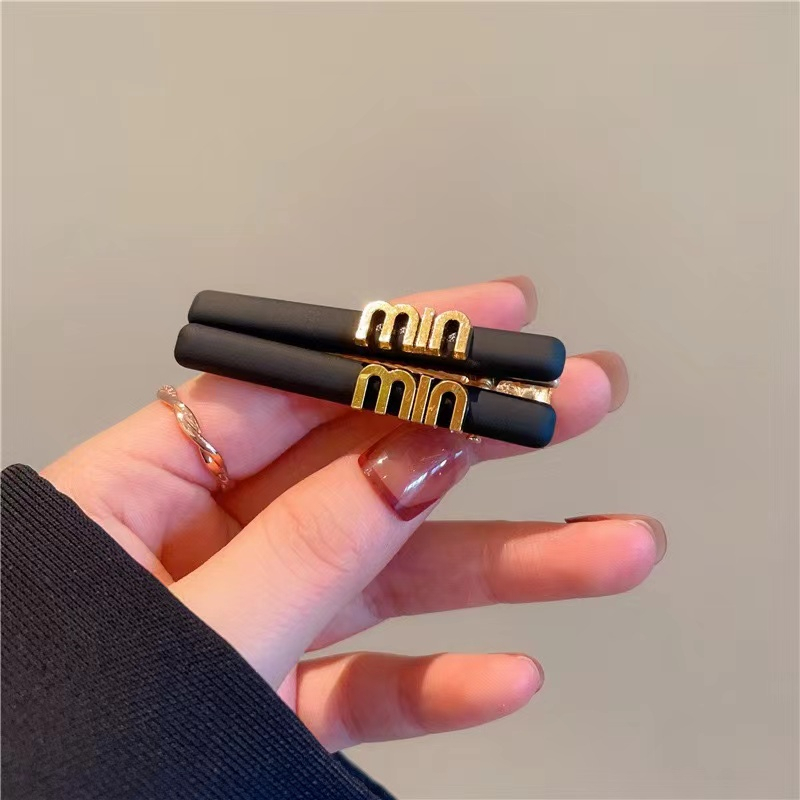 Set 2 Kẹp Tóc Kim Loại Hình Chữ M Thời Trang Cho Nữ