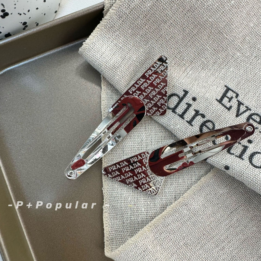 Kẹp Tóc Hình Tam Giác In Chữ Phong Cách Hàn Quốc Sang Trọng Cho Nữ