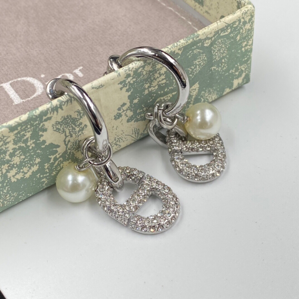 Bông Tai Mạ Vàng 18K Hình Chữ D Thời Trang