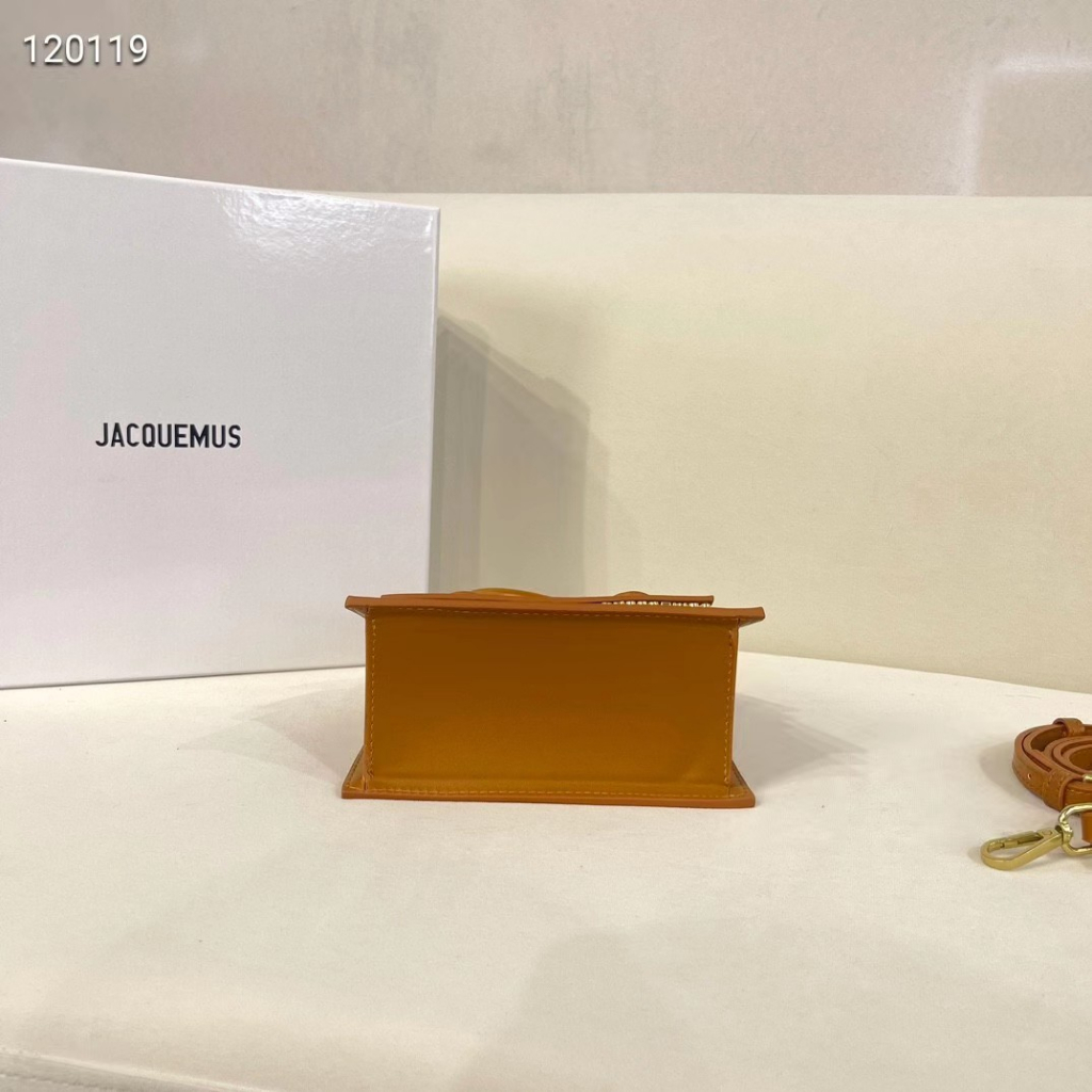Túi Đeo Chéo JACQUEMUS Chất Liệu Da Thật 100% Thời Trang Cho Nữ