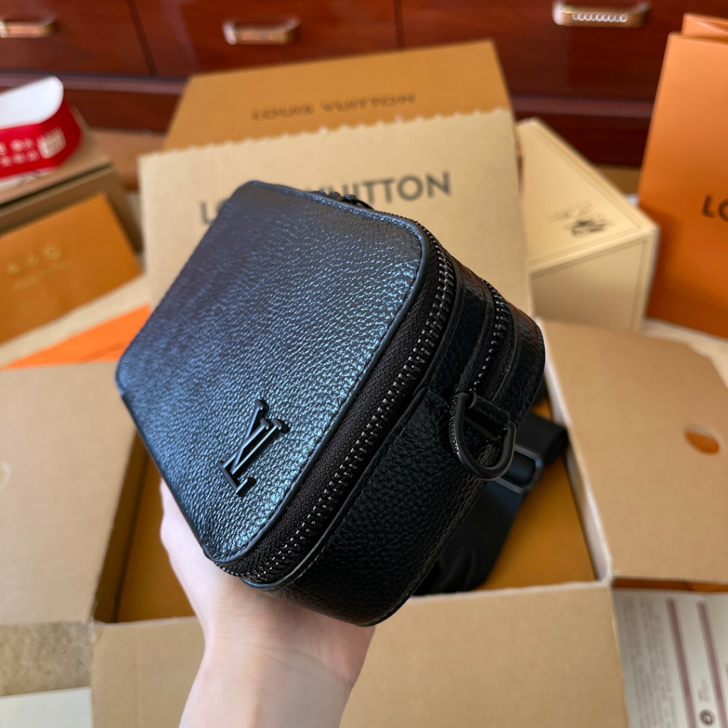 Túi Đeo Chéo Thời Trang Cho Nam