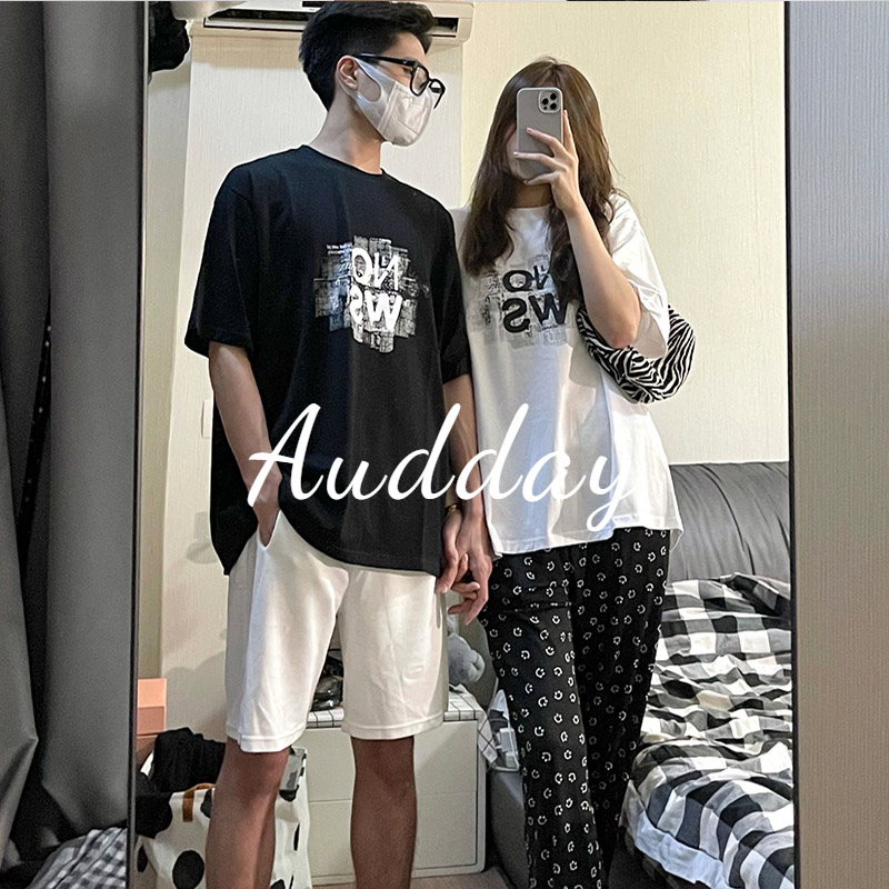 Audday Guocao Áo Thun Tay Ngắn Dáng Rộng Cổ Tròn Phong Cách retro Mỹ Ngọt Ngào Đơn Giản Dễ Phối Đồ Dành Cho Nam Nữ