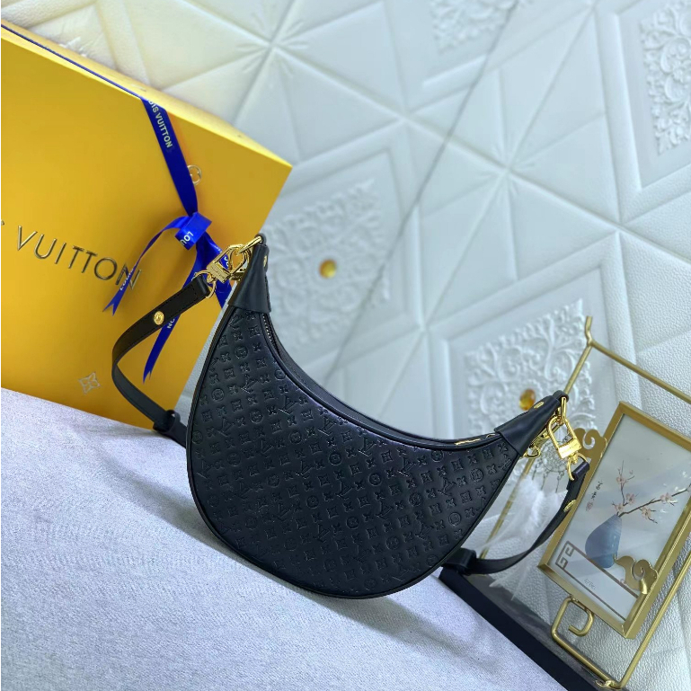 Túi Da Đeo Chéo Louis Vuitton M22591 Thời Trang Sang Trọng Cho Nữ