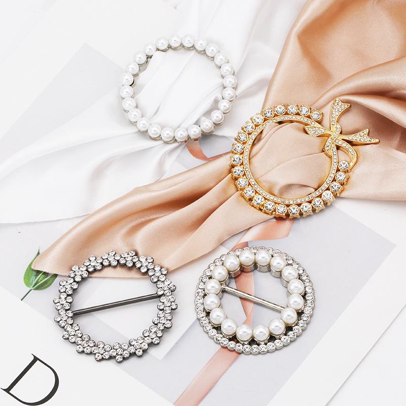 1 Nút Thắt Lưng Hình Tròn / Trái Tim Đính Đá / Ngọc Trai Đa Năng Trang Trí Áo Sơ Mi / Khăn Choàng / Thắ