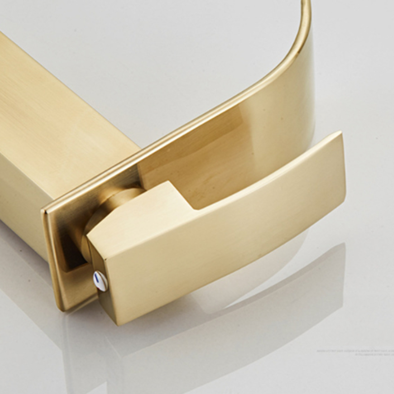 Vòi Nước Nóng Lạnh Bằng Đồng Thau Màu Vàng Sang Trọng Cho Nhà Bếp / Phòng Tắm