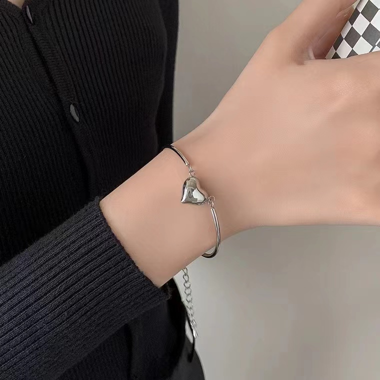 Vòng Đeo Tay Ghép Hình Trái Tim Màu Vàng / Bạc Thời Trang Hàn Quốc Chất Lượng Cao Dành Cho Học Sinh Nữ