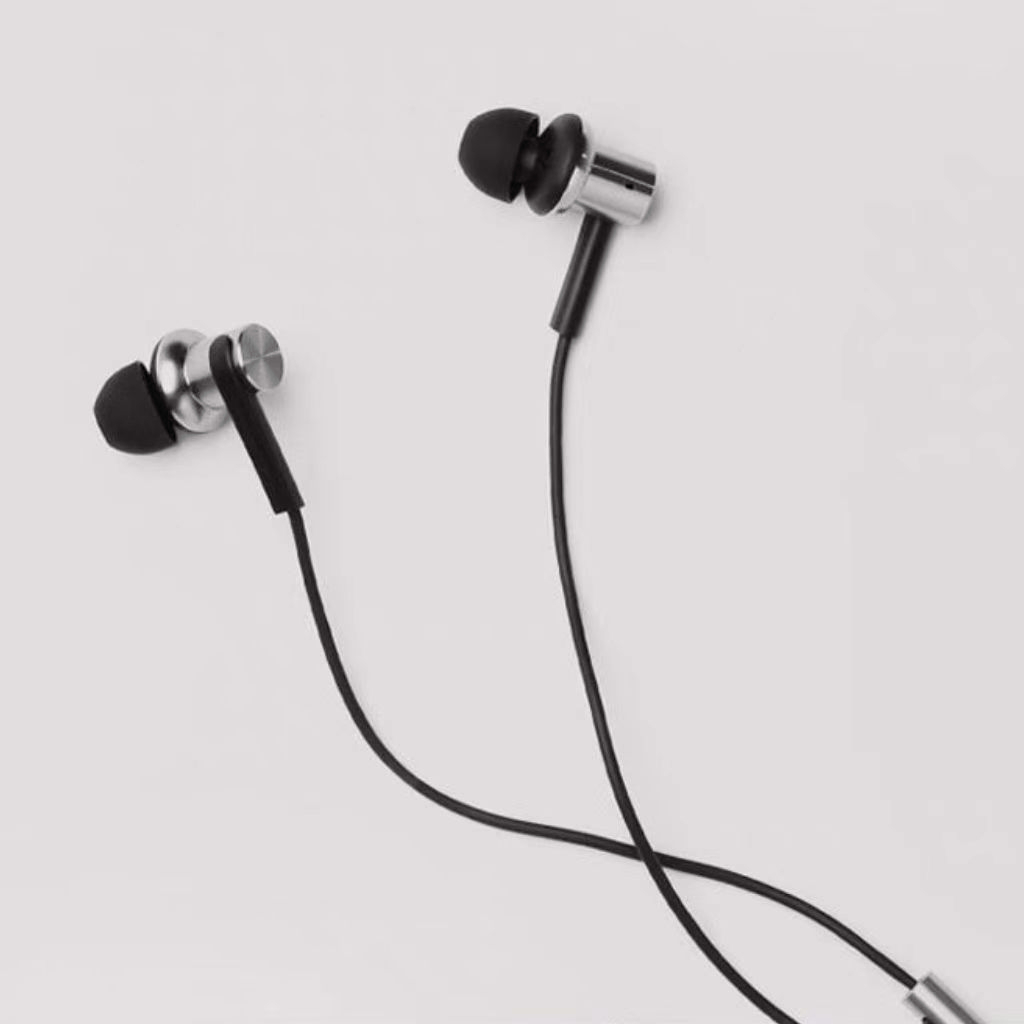 Tai Nghe Nhét Tai Jack 3.5mm Màu Đen Có Micro Chất Lượng Cao Cho Xiaomi Mi 10 11 10T Pro 9 Redmi K40 Pro