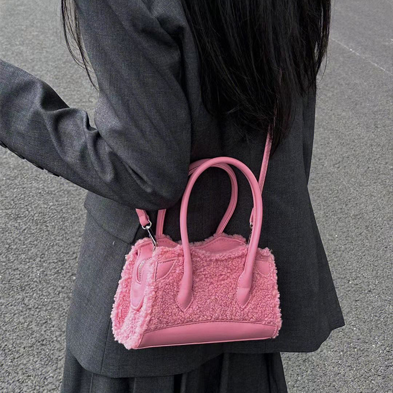 Bán Chạy✨Túi Đeo Chéo Lông Cừu Phong Cách Hàn Quốc Thời Trang 2022