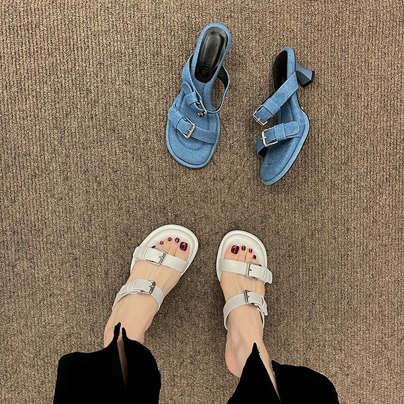 Sandal Hở Ngón Đế Bằng Chất Liệu Da Mềm Cao Cấp Thời Trang Cho Nữ