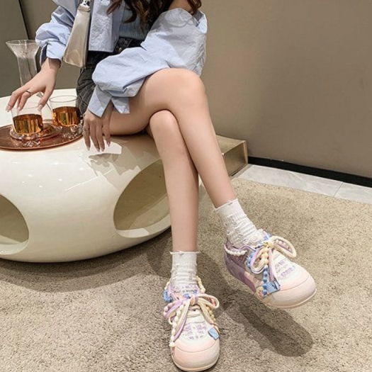 Giày Sneaker Đế Dày Tăng Chiều Cao Mũi Tròn Màu Cầu Vồng Thời Trang Xuân Hè 2023