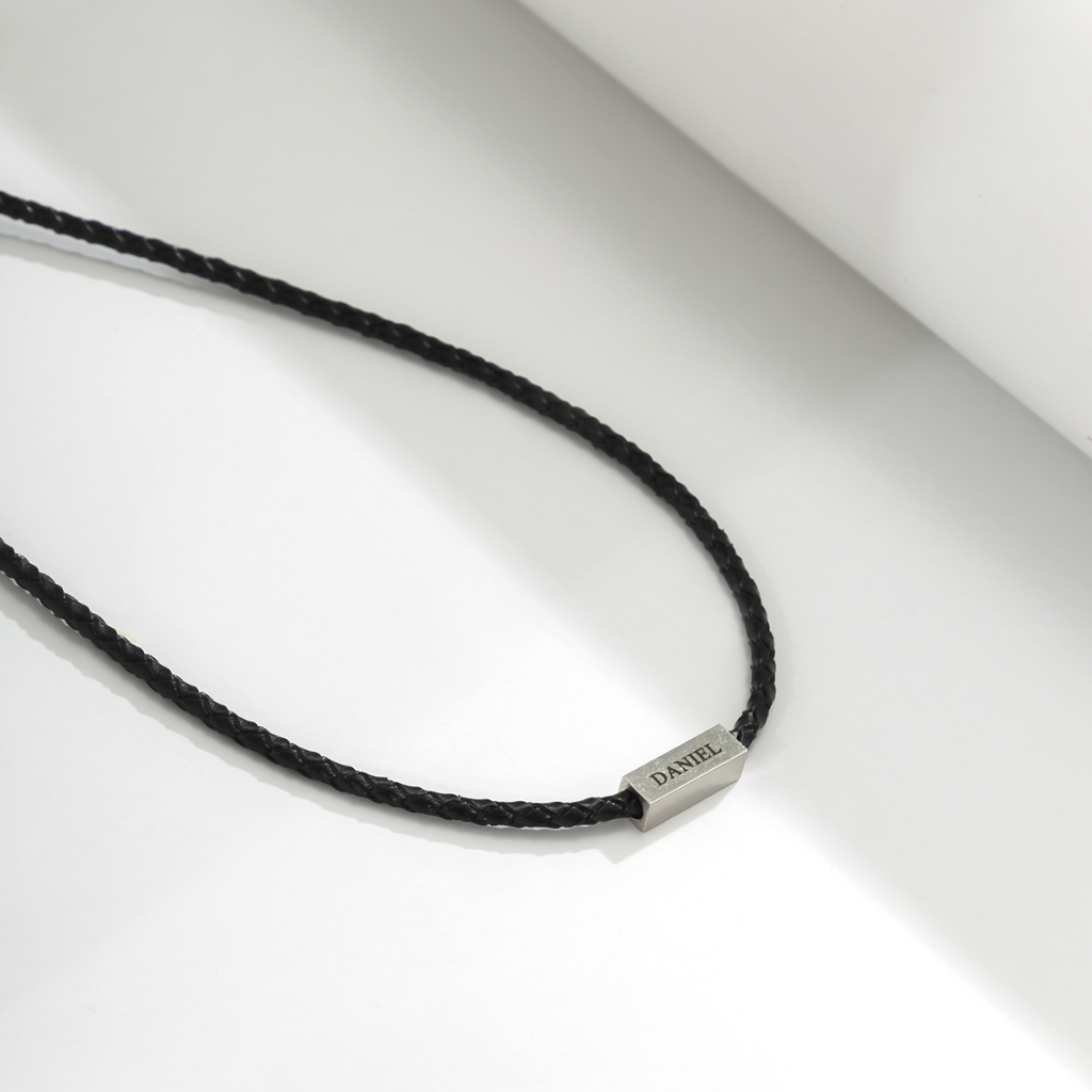 Vòng Cổ Dây Da Mặt Thép Titan Đơn Giản Phong Cách Âu Mỹ Cho Nam