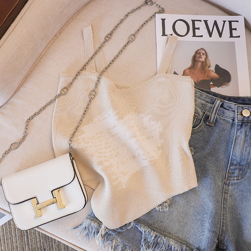 Áo Tank Top Dệt Kim Hai Dây Ôm Dáng In Hình Trái Tim Thiết Kế Xinh Xắn Thời Trang Mùa Hè Cho Nữ