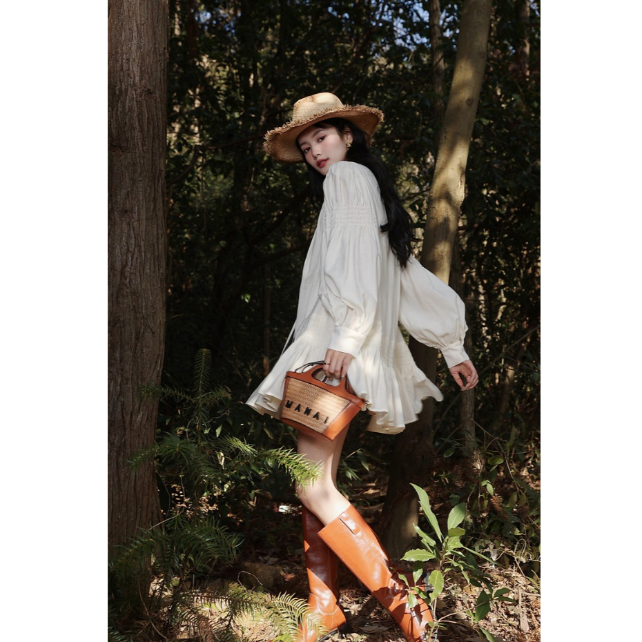 Đầm Công Chúa Búp Bê Tay Phồng Cổ Chữ V Buộc Dây Eo Kiểu Retro Đơn Giản Cho Bạn Gái