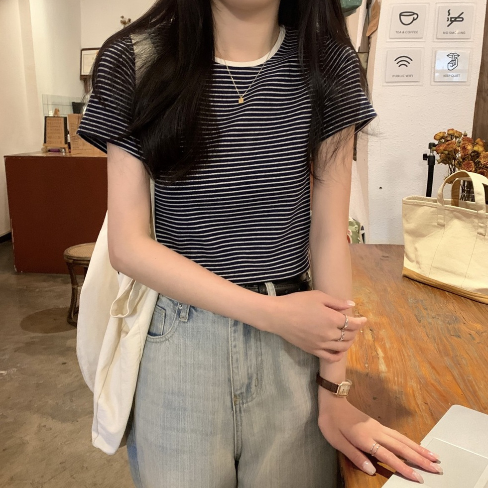 Áo Thun Kẻ SọC Cổ TròN NgắN Tay Cổ ĐiểN 62666