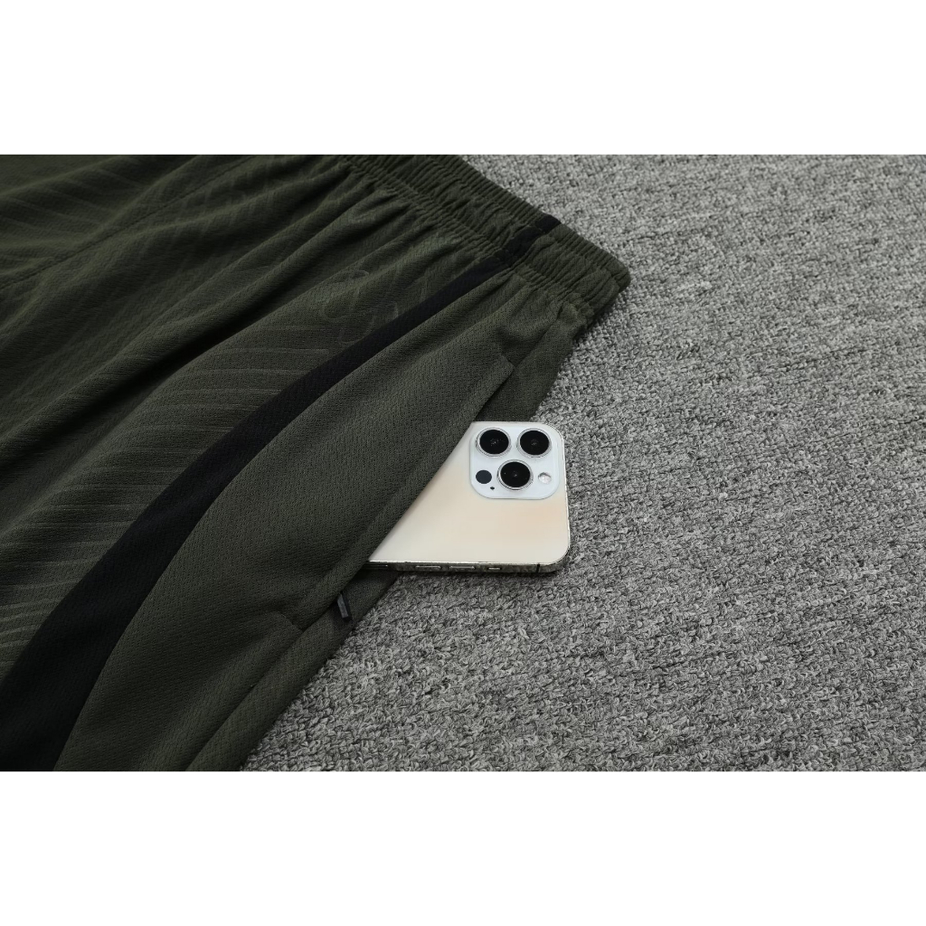 Bộ Quần Áo Bóng Đá Ngắn Tay Đội Tuyển Barcelona Mùa Giải 2023-24 Size S-2XL