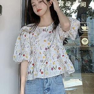 Áo Sơ Mi Tay Ngắn Phồng Cổ Tròn Thêu Hoa Phong Cách Hàn Quốc Dành Cho Nữ