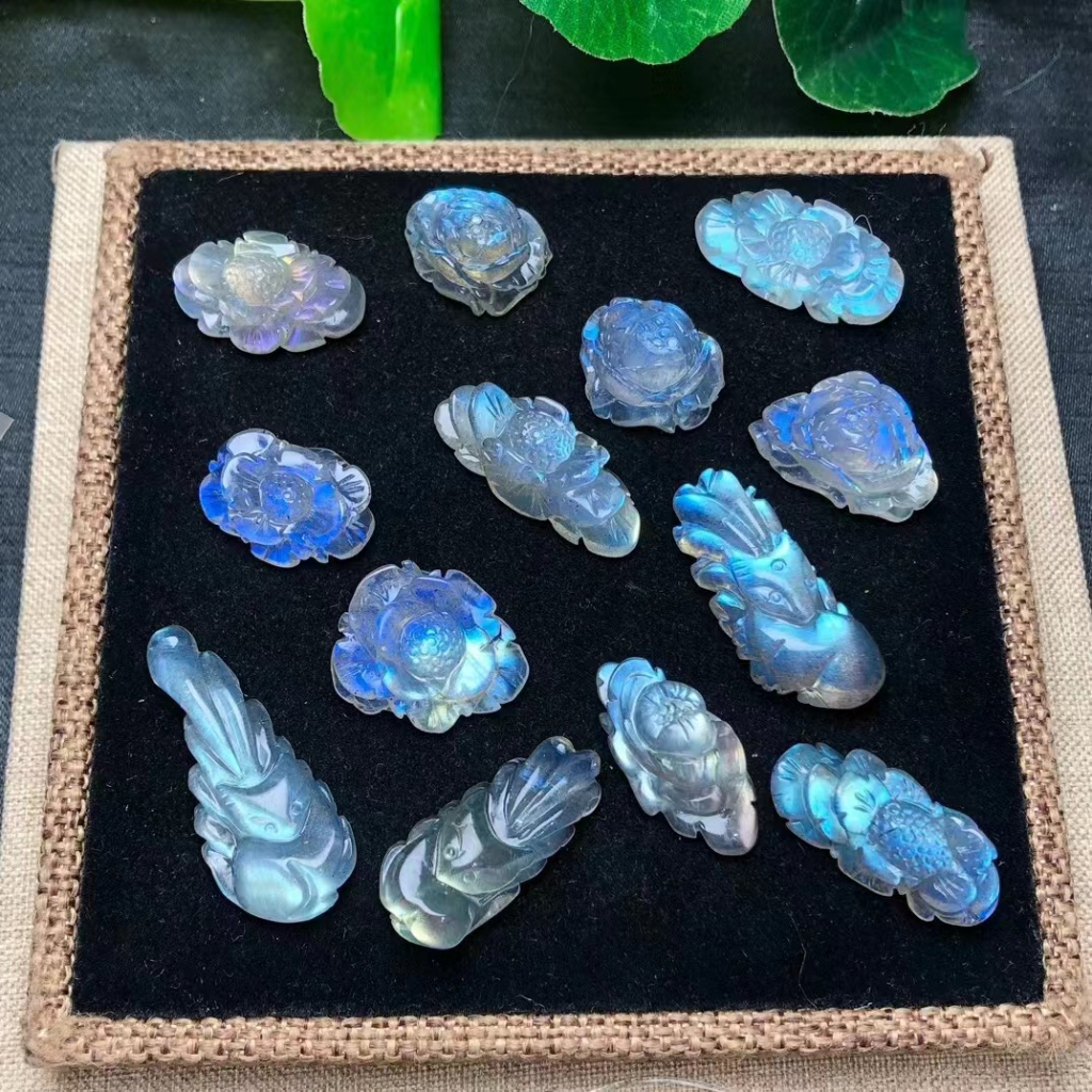 Hàng Mới Về Mới Vòng Tay Mặt Chạm Khắc Hình Ánh Trăng Màu Xám Tự Nhiên Có Thể Sử Dụng Làm Mặt Dây Chuyền / Túi Xách