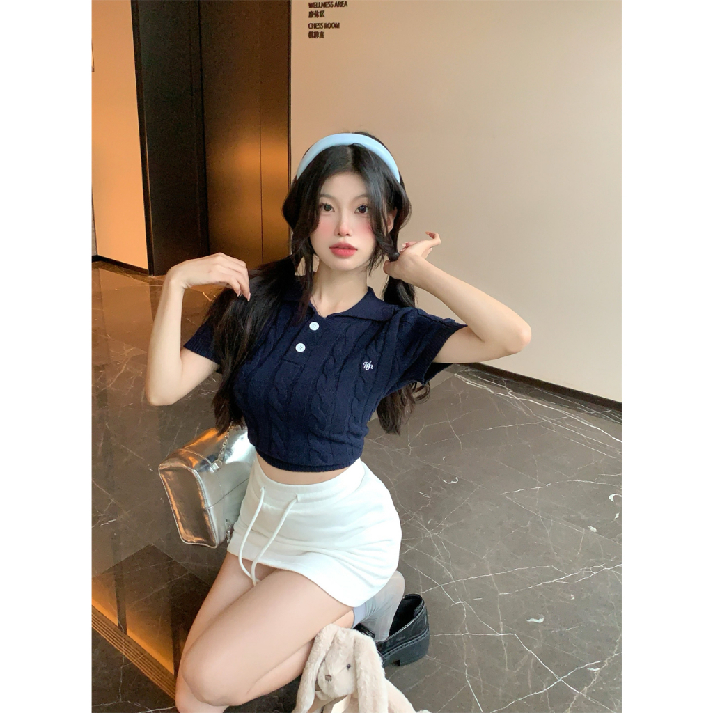 Áo Thun polo Dệt Kim Tay Ngắn Dáng Ôm Thêu Họa Tiết Phong Cách Cổ Điển Thời Trang Cho Nữ