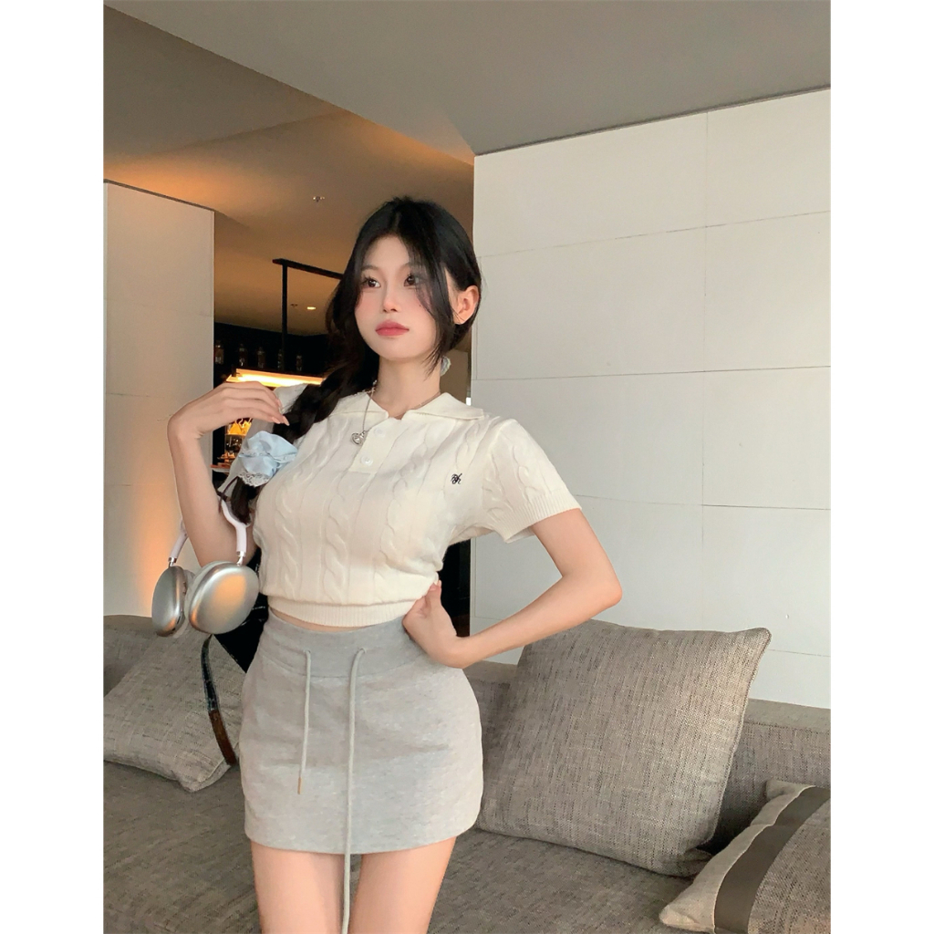 Áo Thun polo Dệt Kim Tay Ngắn Dáng Ôm Thêu Họa Tiết Phong Cách Cổ Điển Thời Trang Cho Nữ