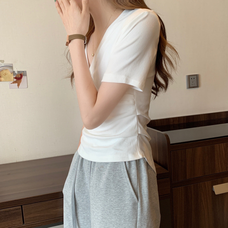 Áo Thun Ngắn Tay Cổ Chữ V Thiết Kế Không Đồng Đều Phong Cách Hàn Quốc Thời Trang Mùa Hè