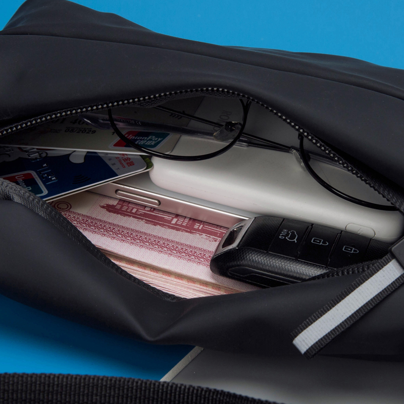 Túi Đeo Chéo Ngực Chống Nước Thời Trang Cho Nam