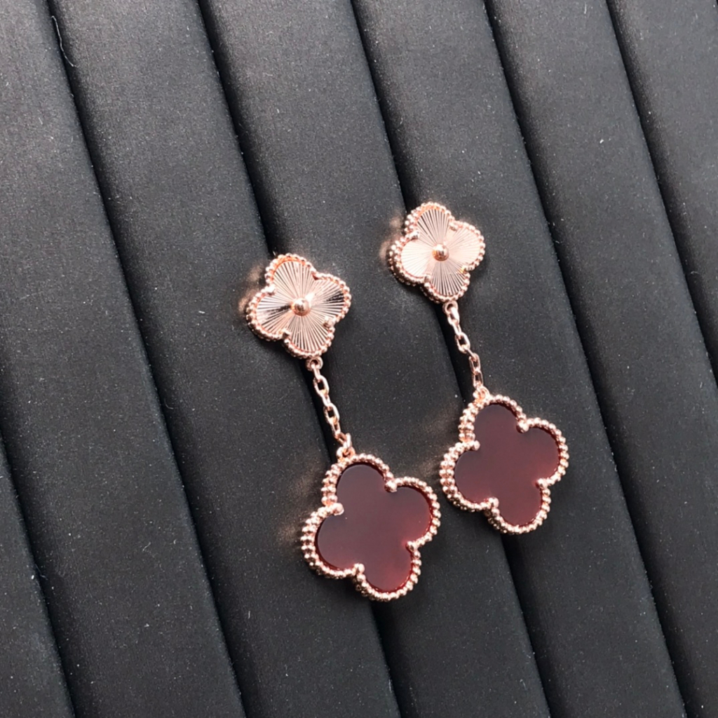 Bông Tai Hình Cỏ Bốn Lá Đính Đá Ngọc Bích Đỏ Thời Trang Năm 2023