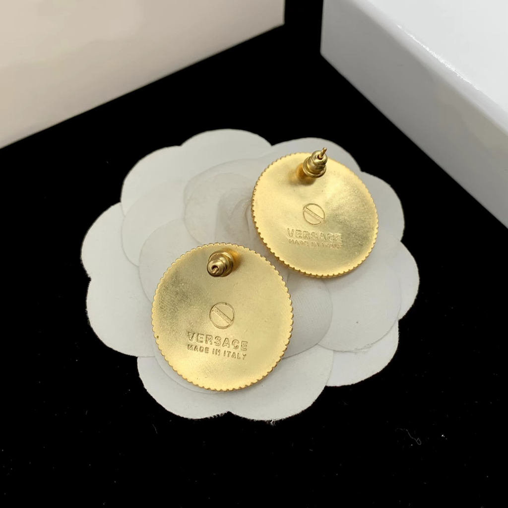 Khuyên Tai Hình Tròn Phong Cách Retro Cá Tính Cao Cấp Mới Medusa Beauty Head