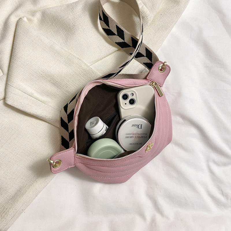 Túi Da PU Đeo Chéo Ngực Sức Chứa Lớn Thời Trang Hàn Quốc Cổ Điển Cho Nữ