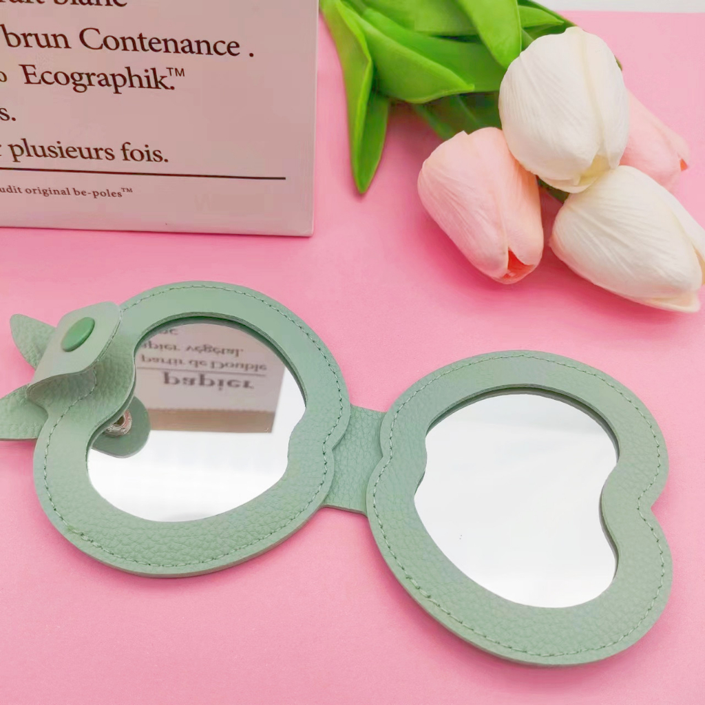 KMHO Trang điểm gương hai mặt gấp di động mini gương dễ thương phim hoạt hình di động hai mặt PU gương sinh viên cầm tay chống rơi vẻ đẹp gương