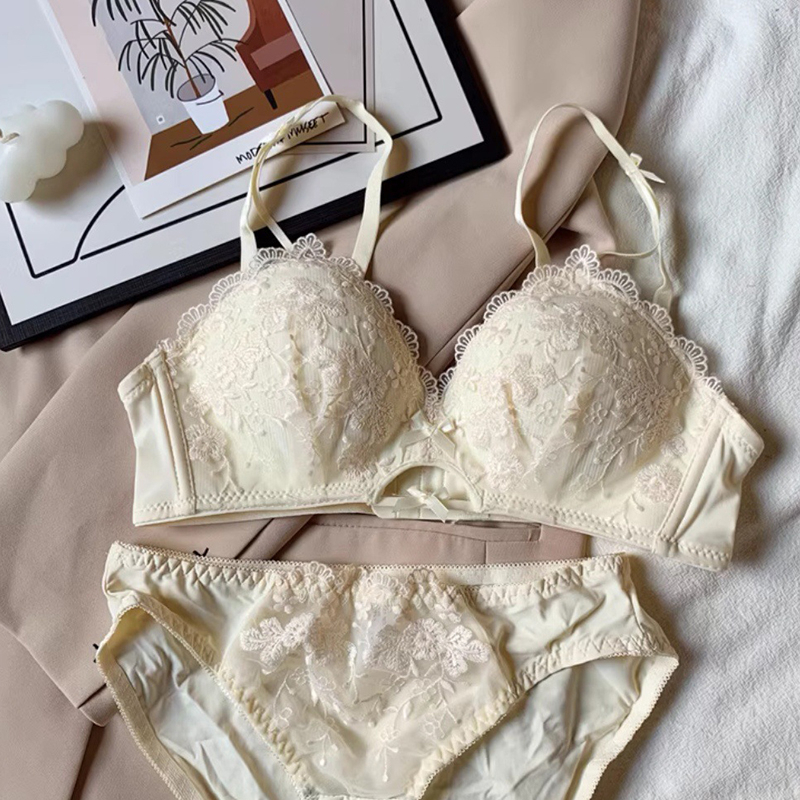 Set Áo Lót Nâng Ngực & Quần Lót Nữ Thêu Ren