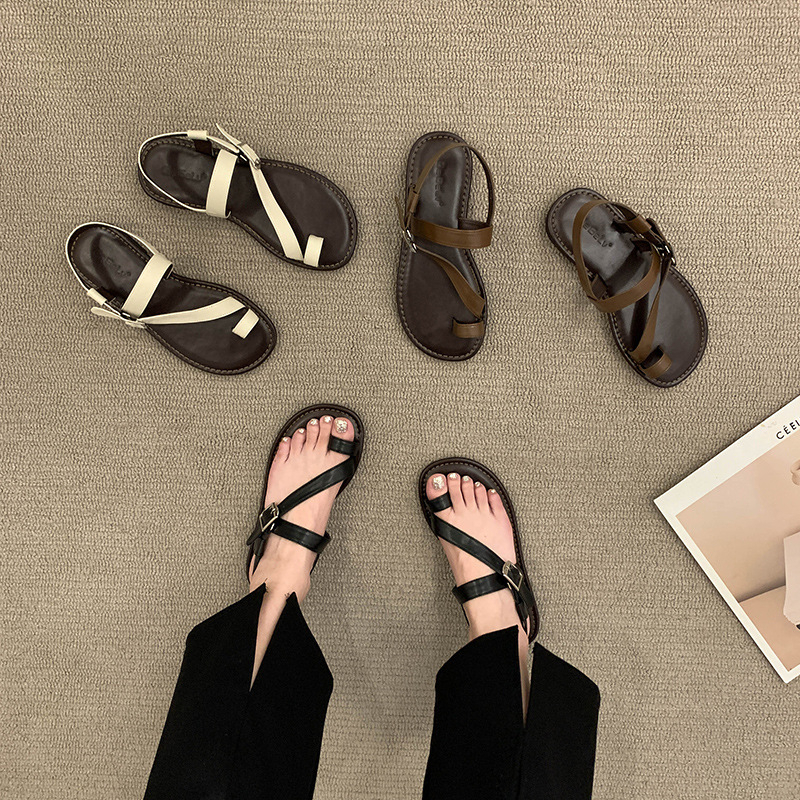 Sandal Đế Bằng Thiết Kế Mới Thời Trang Dành Cho Năm 2023