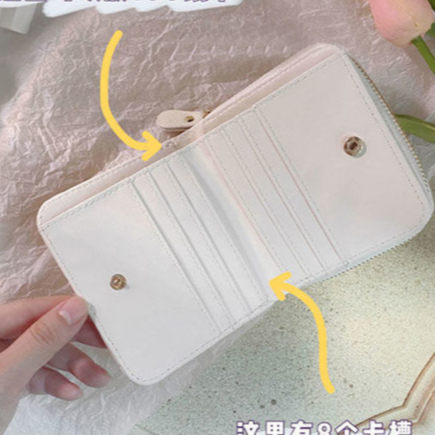 Ví Đựng Tiền Xu 8 Ngăn Họa Tiết Gấu Dâu Tây Dễ Thương