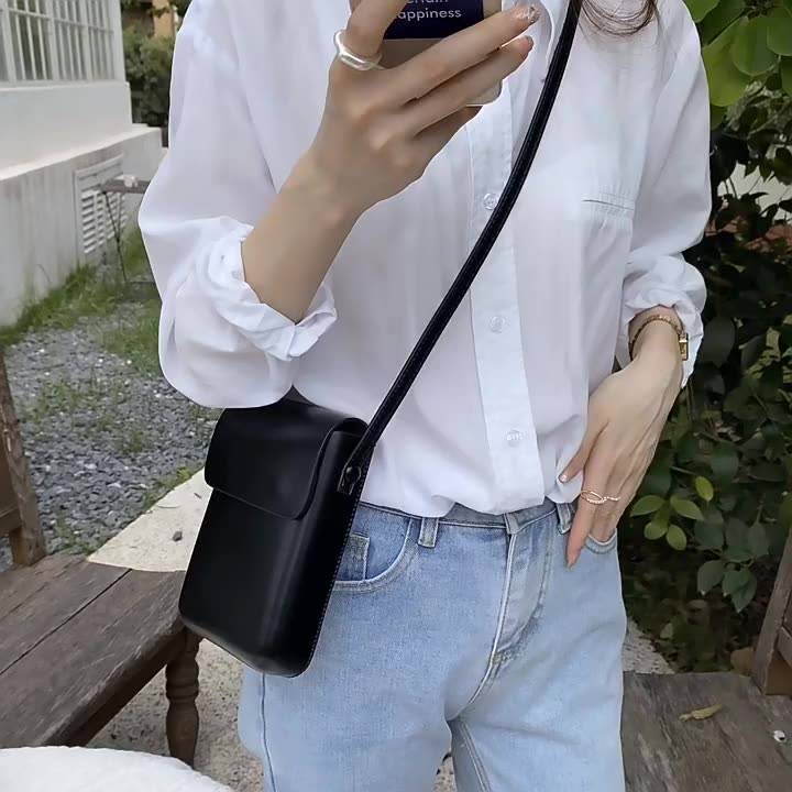 Túi Da PU Đeo Vai Màu Trơn Đựng Điện Thoại Phong Cách retro