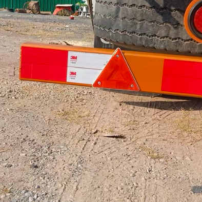 Set 2 Đèn Cảnh Báo Hình Tam Giác Phản Quang Gắn Phía Sau Xe Hơi/Xe Tải