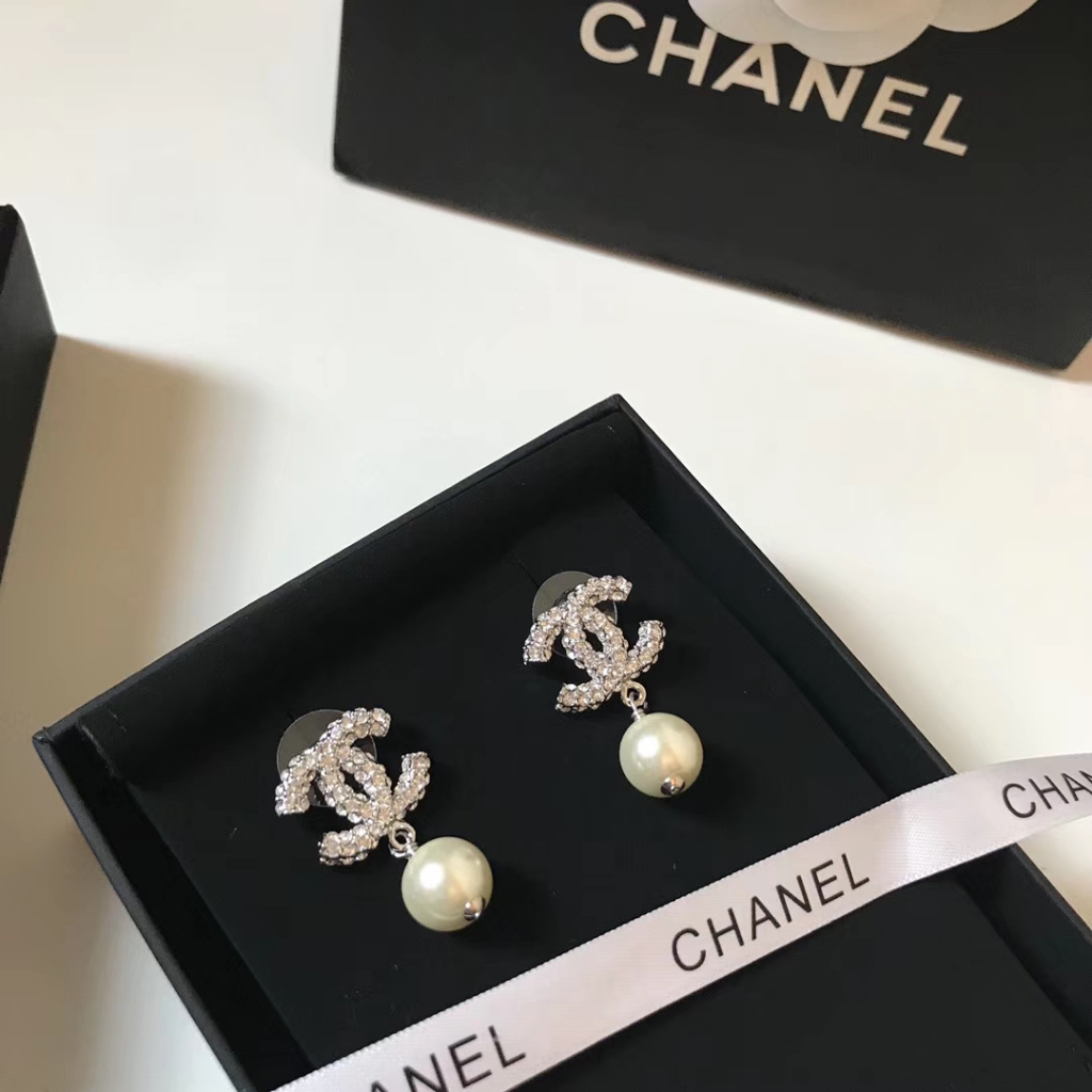 Bông Tai Mạ Bạc 925 Hình Chữ Cái Đính Ngọc Trai Thời Trang