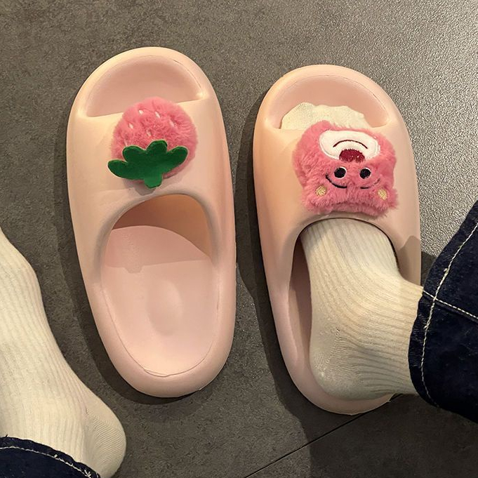 SUNNYCOLOR dép đi biển dép sandal nữ bánh mì 2023 Gấu dâu tây lông Dép bánh mì dép đi trong nhà cute dép sandal nữ B20H0T9