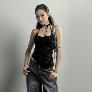 Áo Tank Top Cổ Yếm Ôm Dáng Màu Đen Thời Trang Mùa Hè Cá Tính Cho Nữ