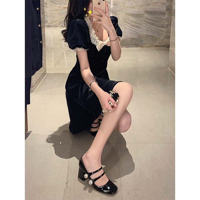 Giày Cao Gót Mũi Vuông Đính Ngọc Trai Thời Trang Dành Cho Nữ