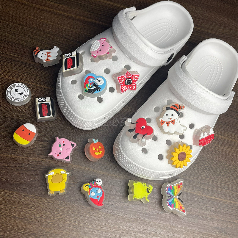 （1pc Led Sticker 3D SHOE CHARM）Đèn LED Hình Đôi Giày Dùng Trang Trí Halloween-AA107